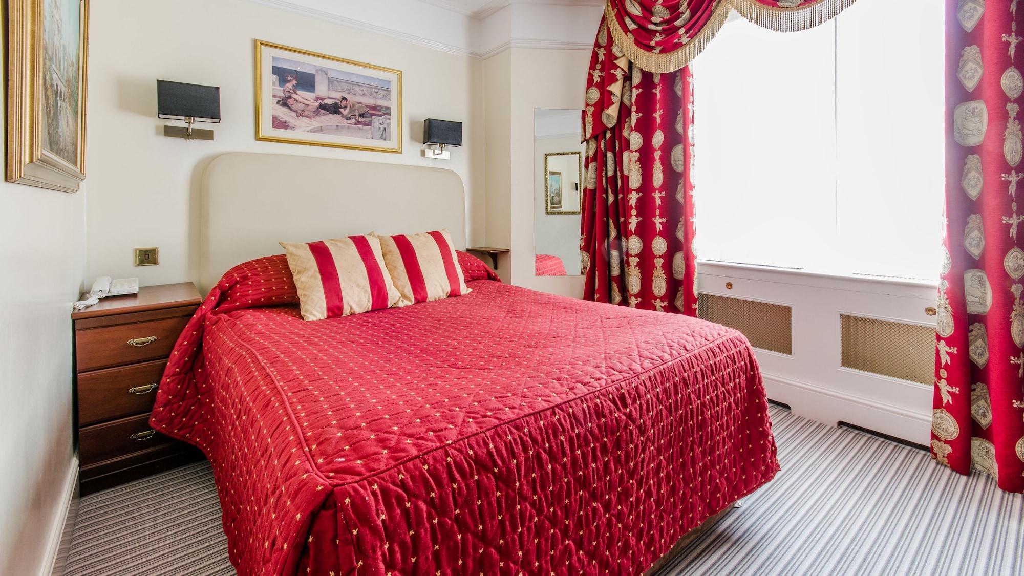 Hotel La Place Лондон Екстериор снимка