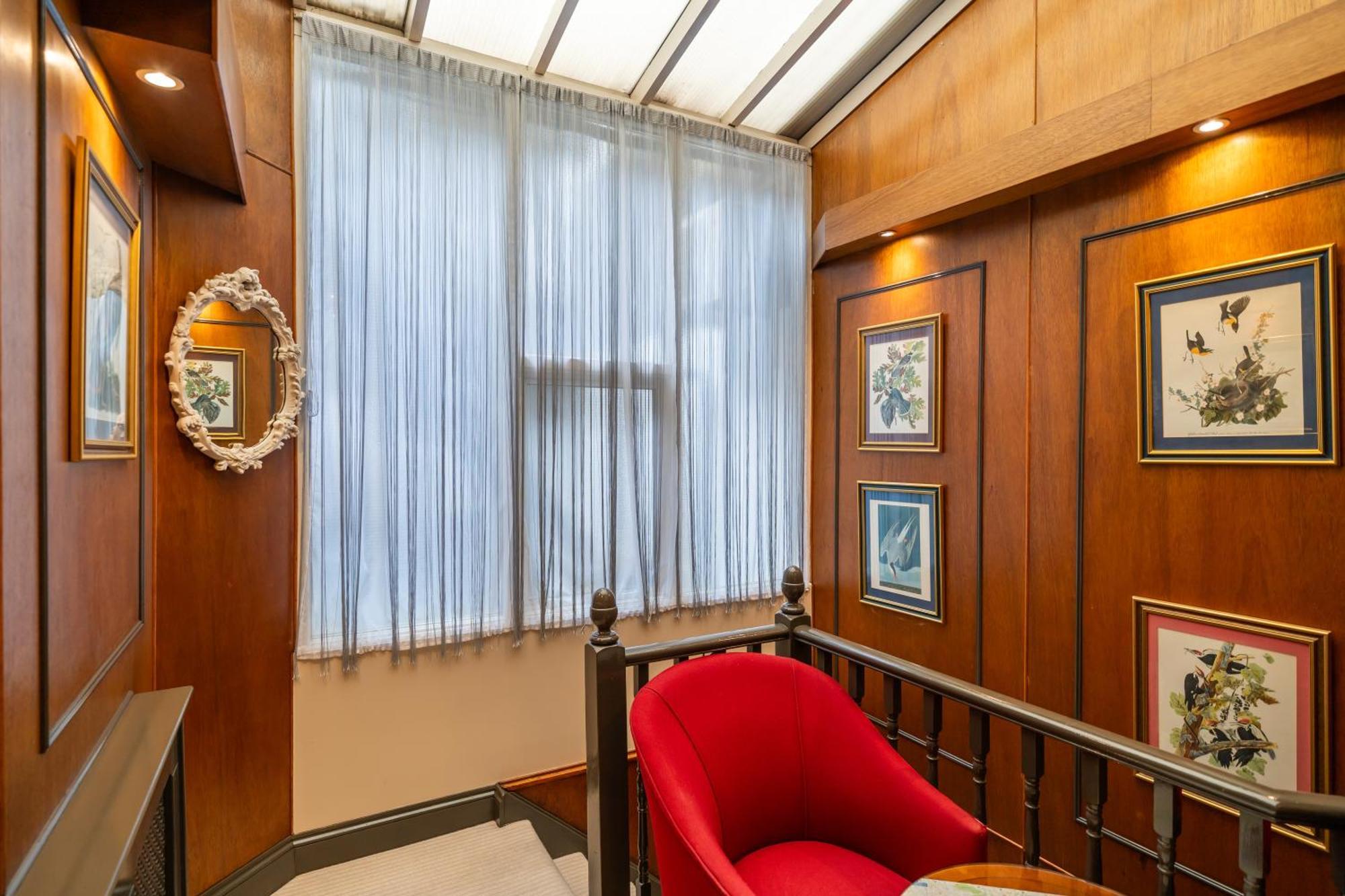 Hotel La Place Лондон Екстериор снимка