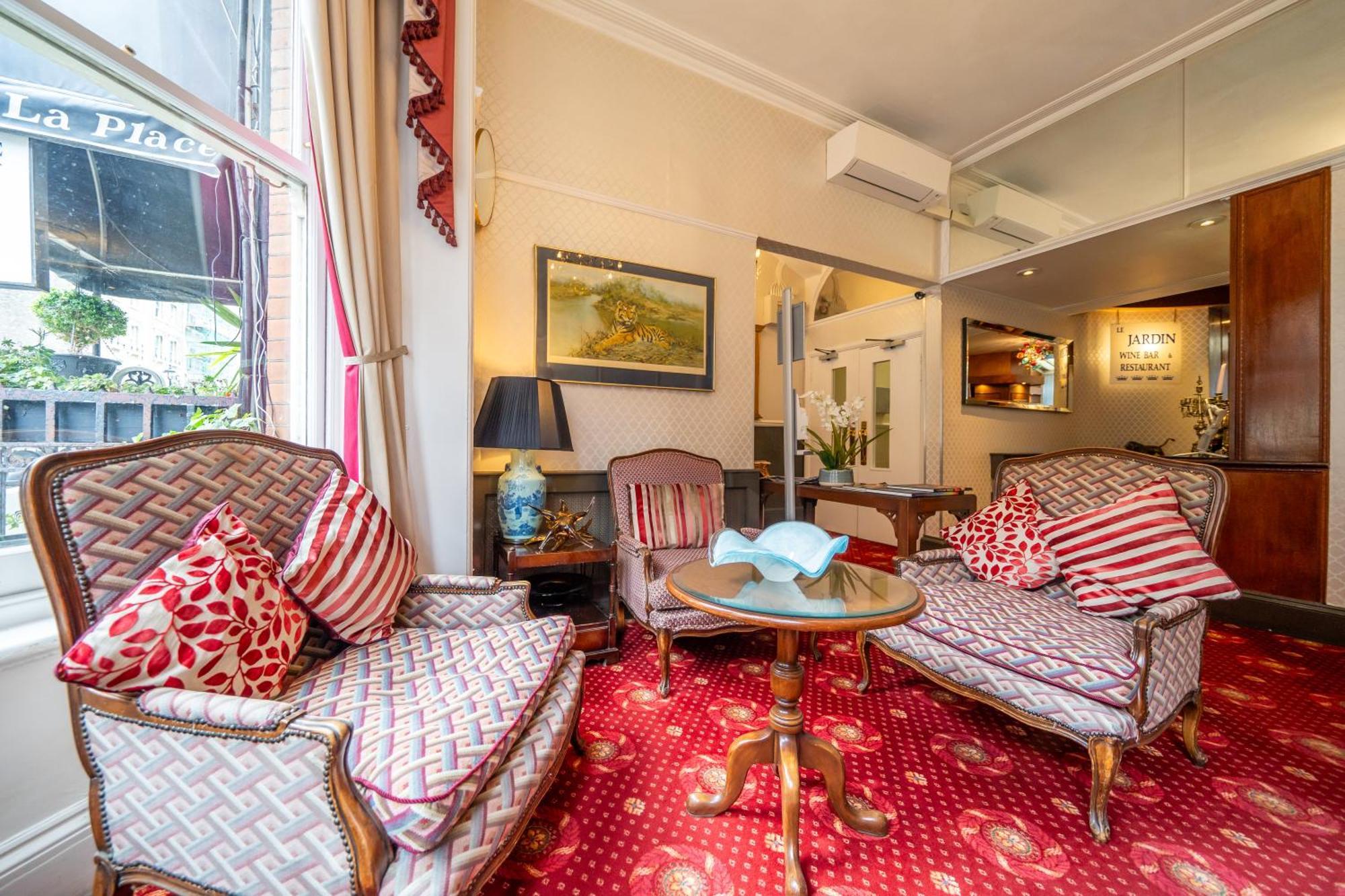 Hotel La Place Лондон Екстериор снимка