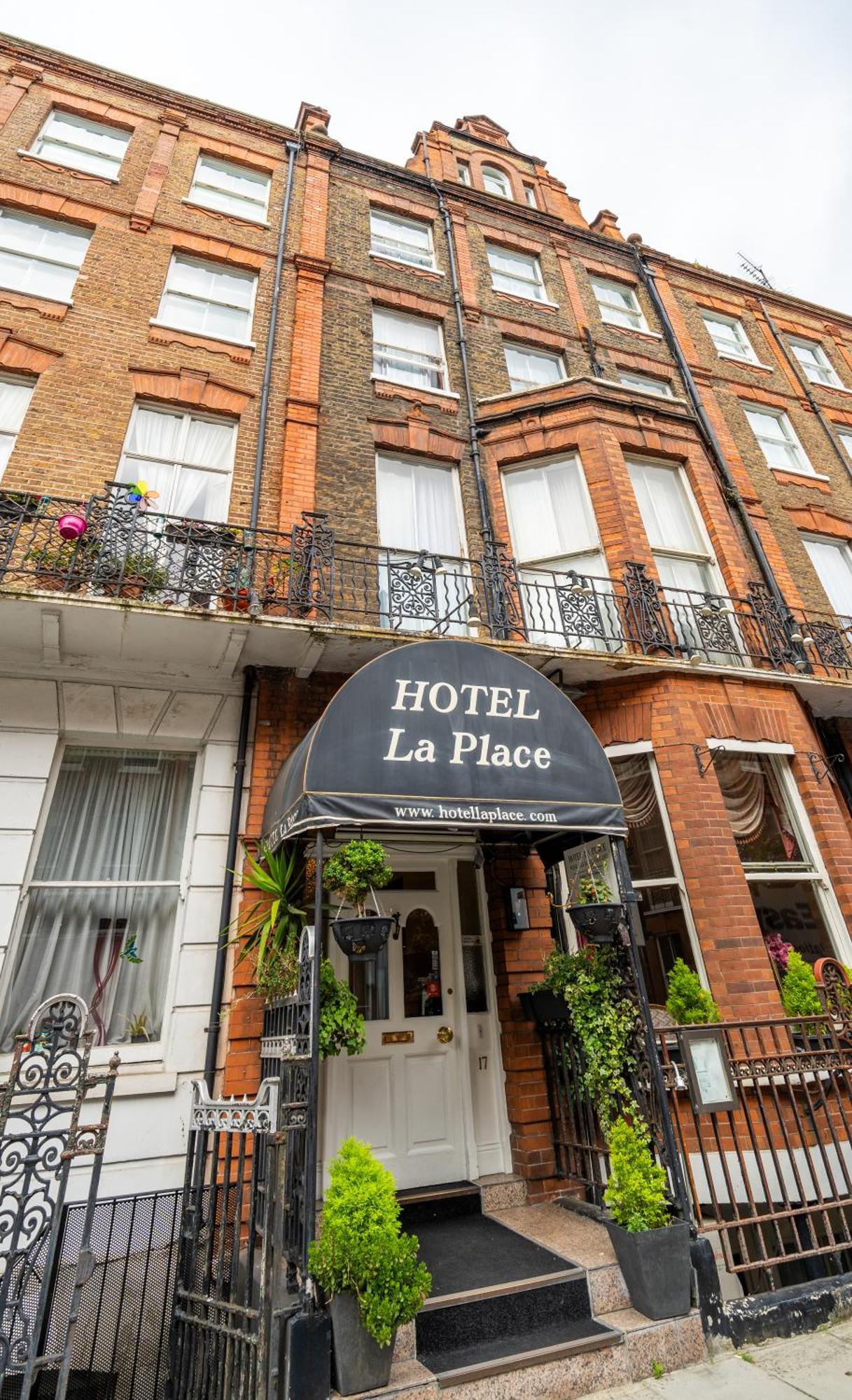 Hotel La Place Лондон Екстериор снимка